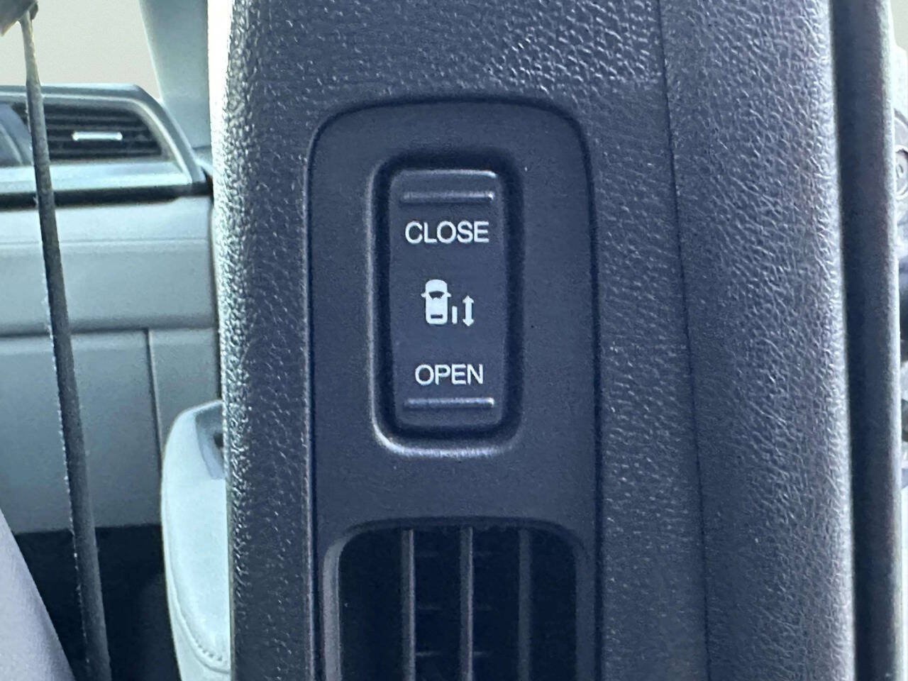 Used 2018 Honda Odyssey EX-L image 20