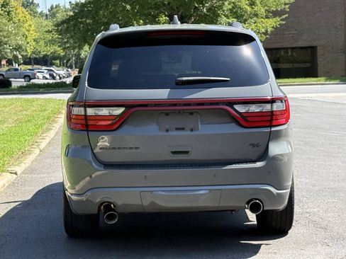 Used 2022 Dodge Durango R/T w/ Hemi Orange Plus Package RWD image 5