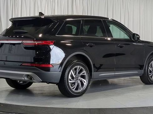Used 2023 Lincoln Corsair AWD w/ Equipment Group 101A image 8