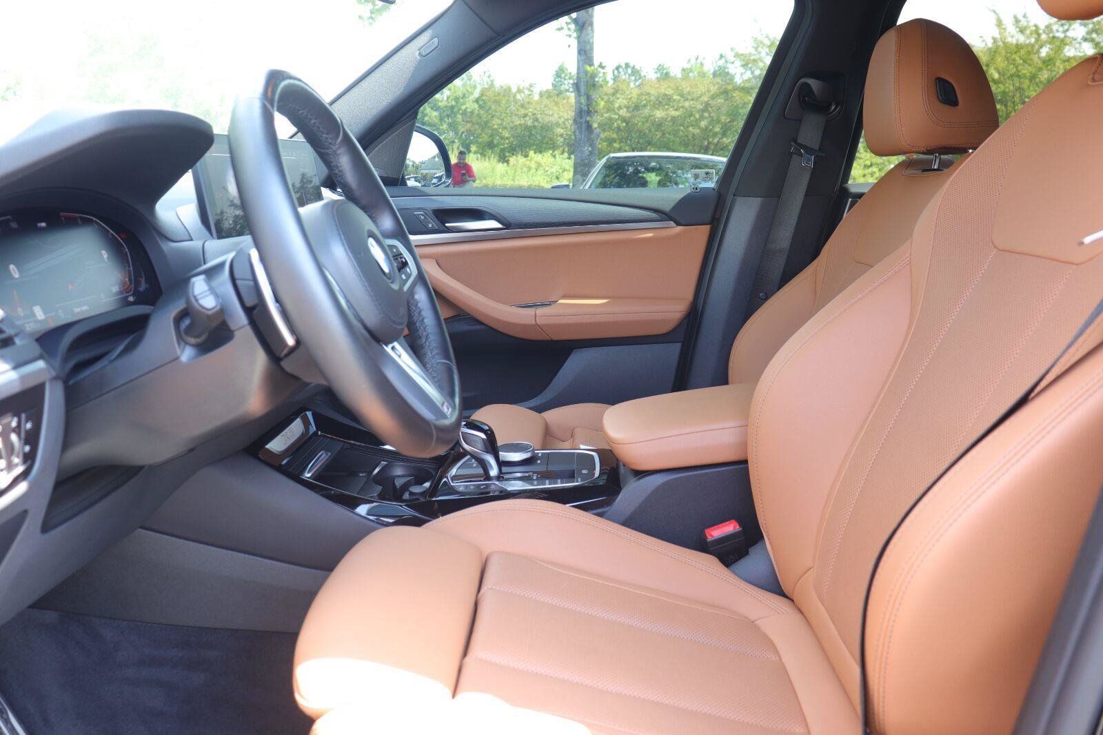 Used 2024 BMW X3 sDrive30i w/ Premium Package w/ZPA RWD image 10