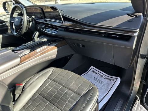 Used 2024 Cadillac Escalade Sport Platinum w/ LPO, ONYX Package image 30
