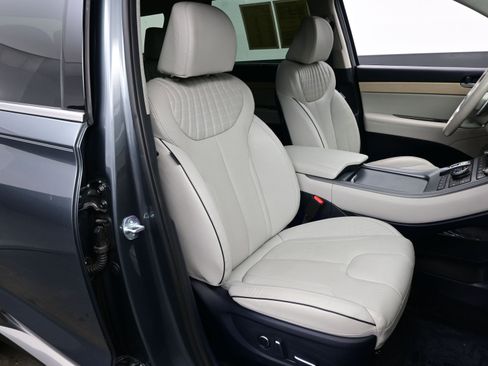 Used 2023 Hyundai Palisade Limited image 14