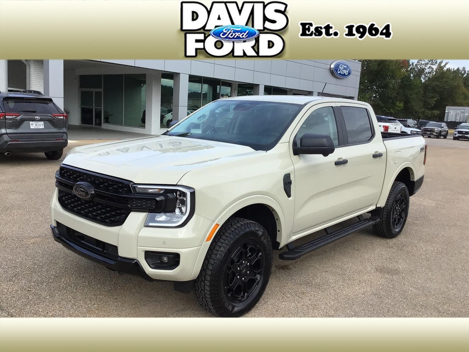 New 2026 Ford Ranger XLT w/ FX4 Off-Road Package AWD/4WD image 1