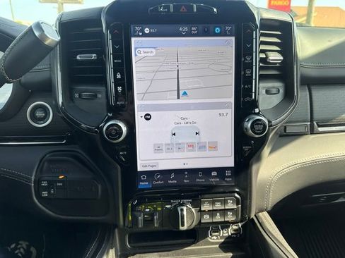 Used 2024 RAM 2500 Limited image 18