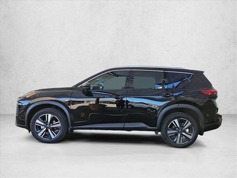 Used 2024 Nissan Rogue SL w/ SL Premium Package FWD image 9