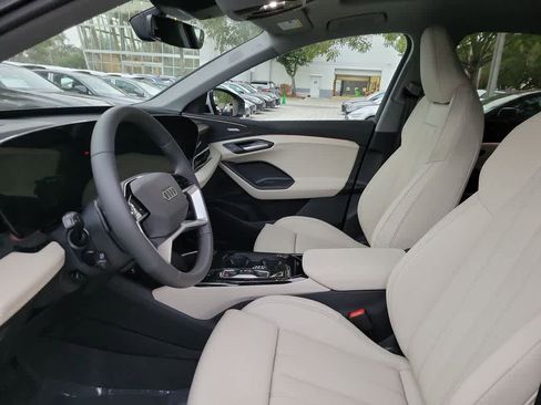 New 2025 Audi Q6 e-tron Premium Plus image 19