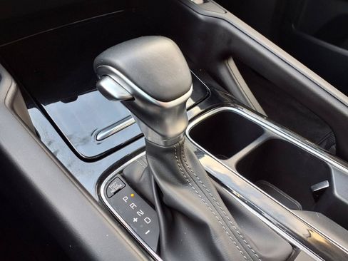 Used 2025 Kia Telluride S AWD/4WD image 16