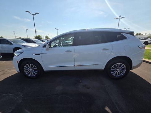 Certified 2024 Buick Enclave Essence w/ Trailering Package, 5000 lbs. AWD/4WD image 4