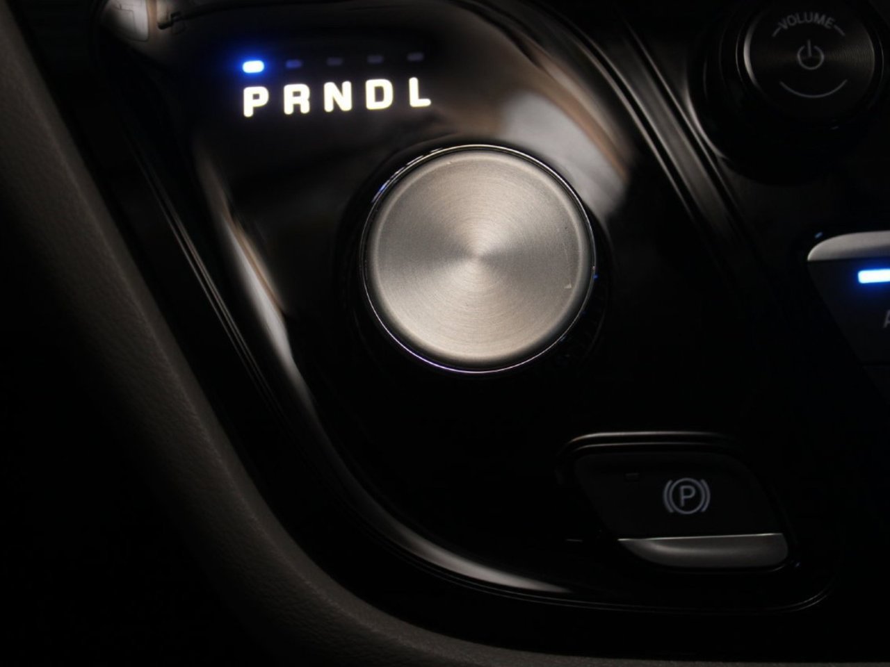 Used 2024 Chrysler Voyager LX FWD image 34