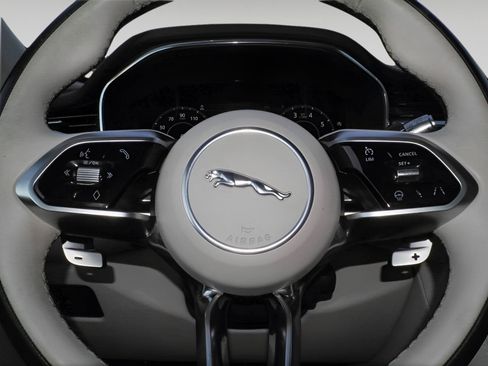 Used 2021 Jaguar F-PACE S AWD/4WD image 30