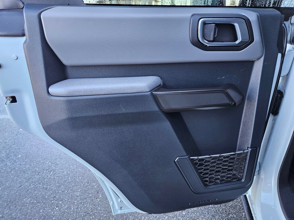 Used 2024 Ford Bronco Everglades AWD/4WD image 19
