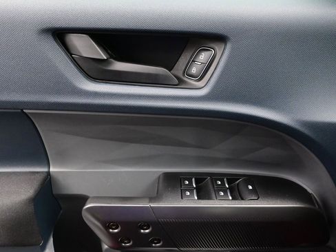 Used 2024 Ford Maverick XL image 16