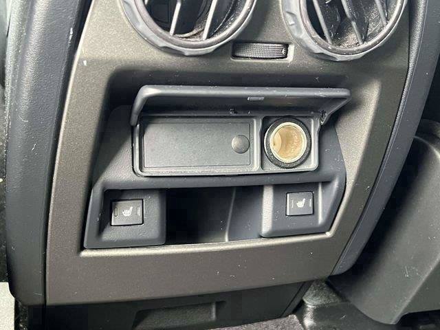 Used 2016 Land Rover LR4 HSE AWD/4WD image 16