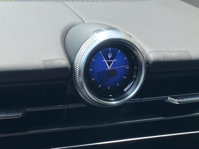 Used 2025 Maserati Grecale GT AWD/4WD image 27