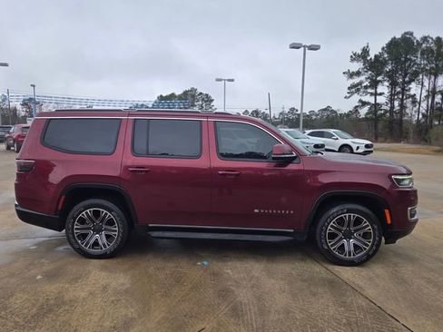 Used 2022 Jeep Wagoneer Series III image 9