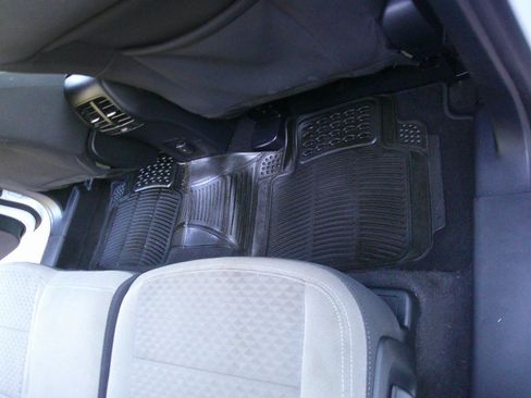 Used 2020 Ford Escape SE FWD image 37