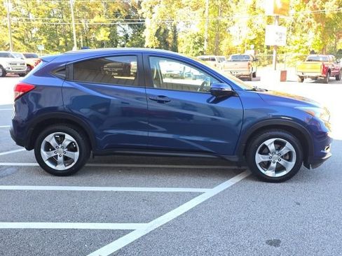 Used 2017 Honda HR-V EX-L image 6