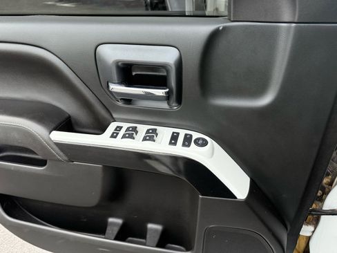 Used 2019 Chevrolet Silverado 2500 LT w/ Z71 Package, Off-Road image 19