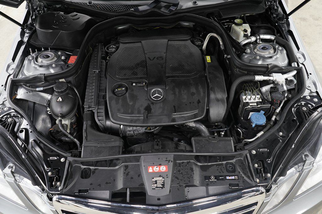 Used 2013 Mercedes-Benz E 350 Sedan image 29