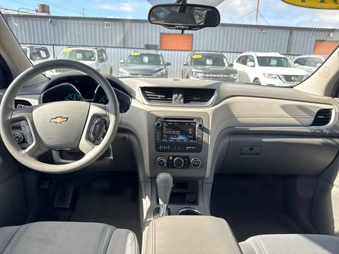 Used 2014 Chevrolet Traverse LS AWD/4WD image 12