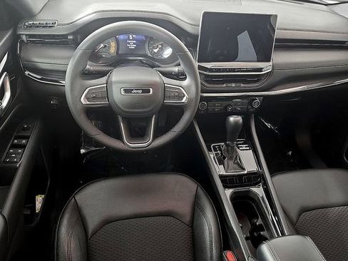 Used 2022 Jeep Compass Altitude image 12