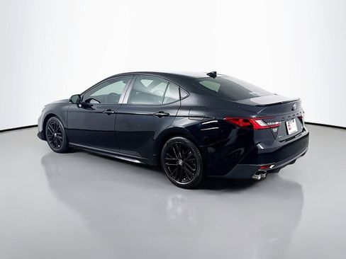 Certified 2025 Toyota Camry SE FWD image 7