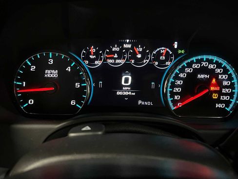 Used 2017 GMC Yukon Denali image 28