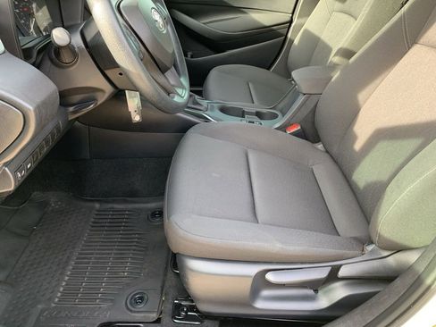 Used 2024 Toyota Corolla LE image 9