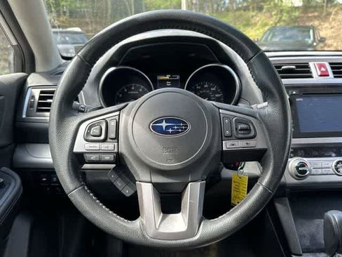 Used 2017 Subaru Legacy 2.5i Premium AWD/4WD image 7