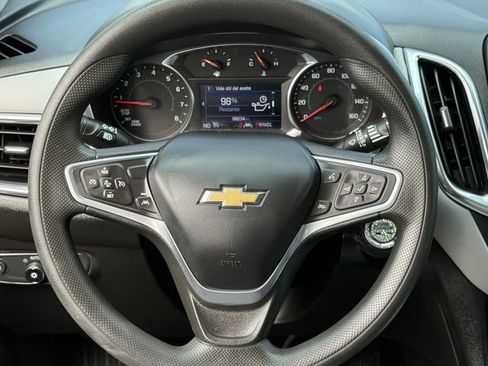 Used 2022 Chevrolet Equinox LS w/ LS Convenience Package FWD image 10