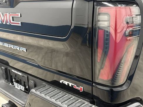 Used 2024 GMC Sierra 2500 AT4 w/ AT4 Premium Plus Package image 36