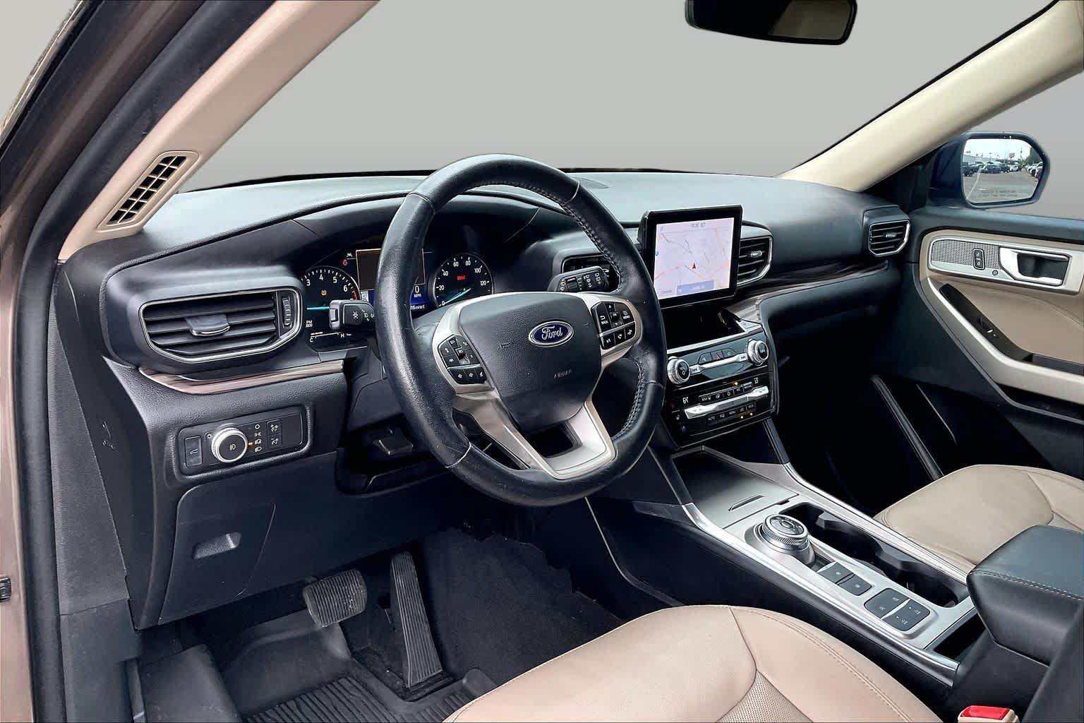 Used 2021 Ford Explorer Limited RWD image 17