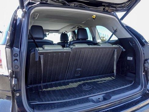 Used 2016 Toyota Highlander Limited Platinum FWD image 33