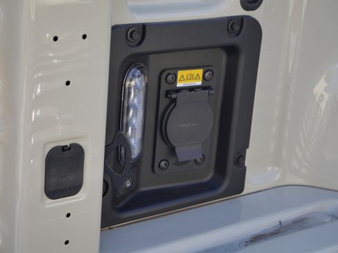 New 2025 Ford Maverick XLT w/ Equipment Group 301A image 20