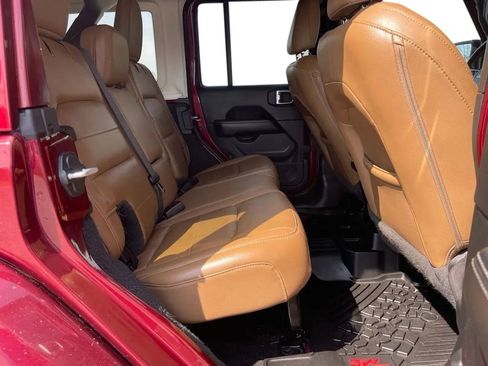 Used 2021 Jeep Wrangler Unlimited Sahara w/ LED Lighting Group AWD/4WD image 20