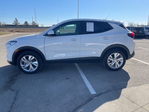 Certified 2025 Buick Encore GX Preferred image 5