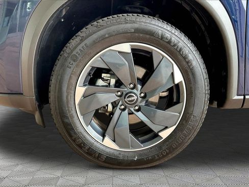 Used 2024 Nissan Rogue SV AWD/4WD image 33