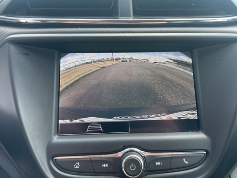 Used 2023 Chevrolet TrailBlazer LS image 28