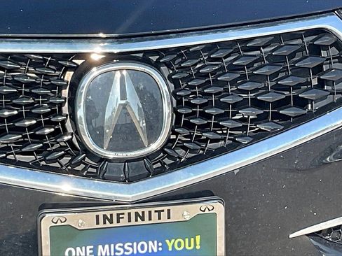 Used 2019 Acura TLX image 11