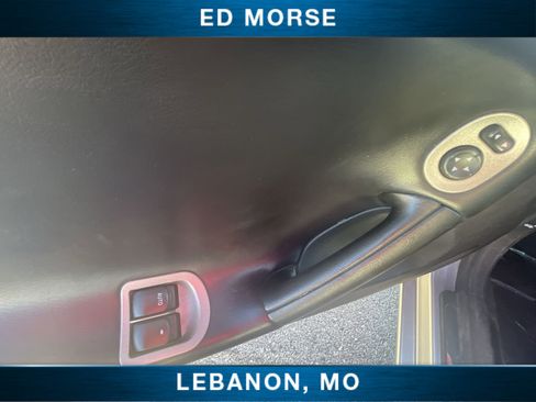 Used 2008 Pontiac Solstice GXP w/ Premium Package image 19