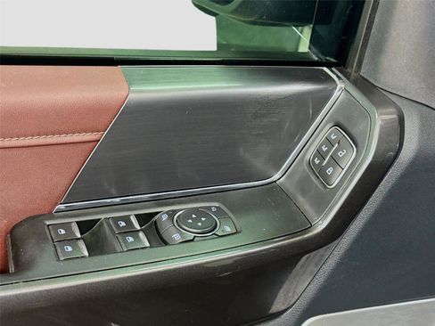 Used 2021 Ford F150 Lariat w/ Equipment Group 502A High image 18