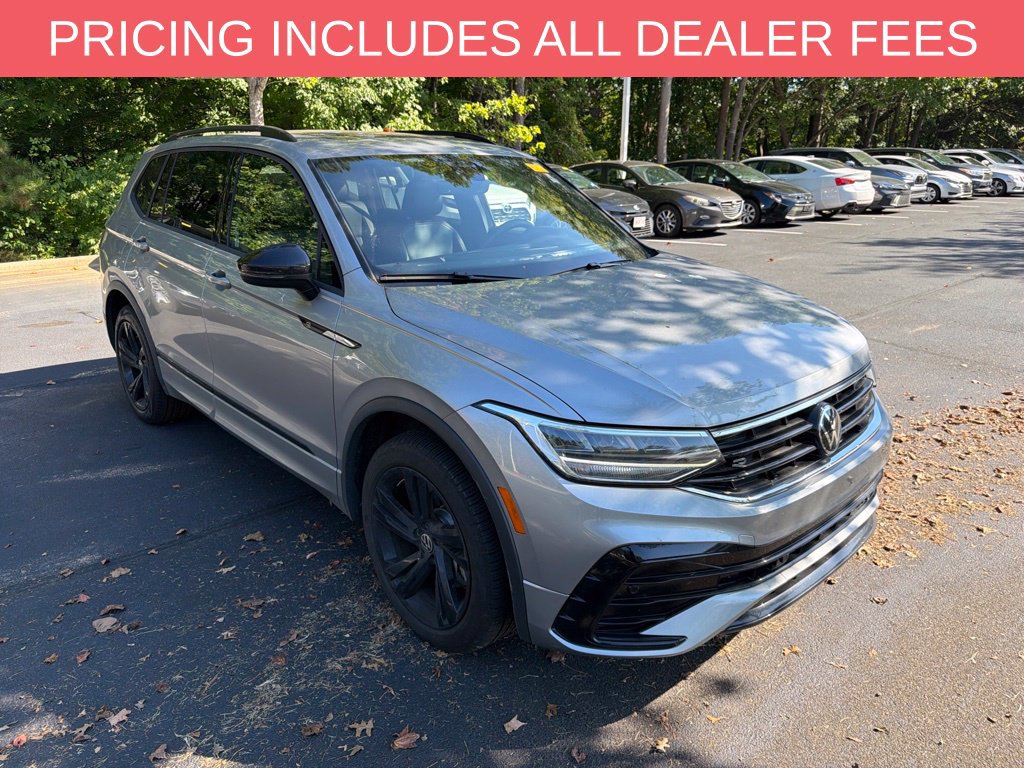 Used 2024 Volkswagen Tiguan SE R-Line AWD/4WD image 1