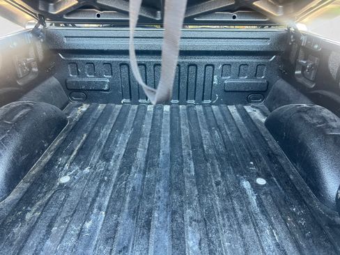 Used 2018 Ford F150 XLT w/ Equipment Group 302A Luxury AWD/4WD image 5