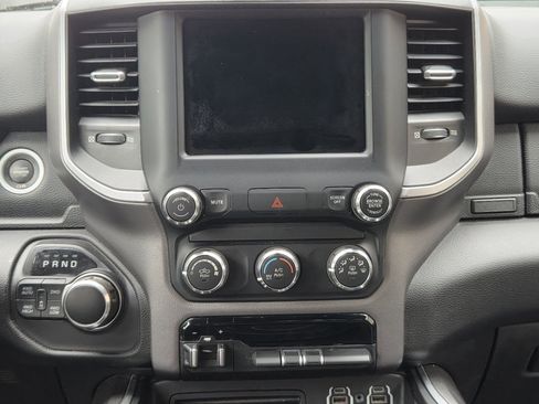 Used 2019 RAM 1500 Big Horn image 18