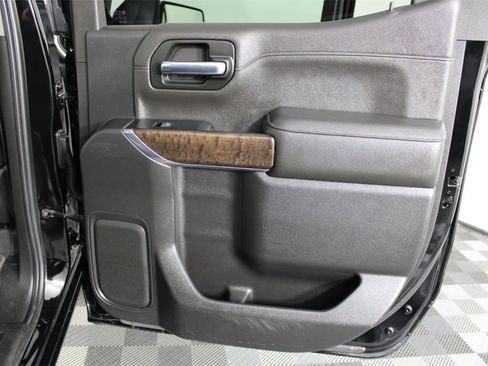 Used 2019 GMC Sierra 1500 Denali image 38