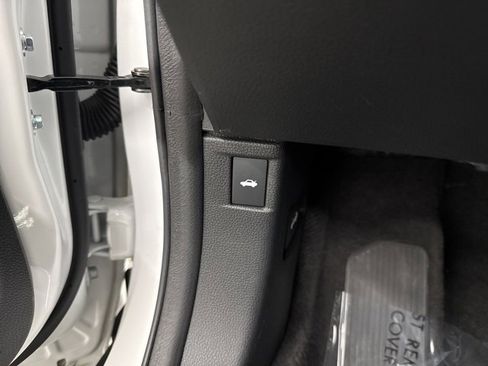 Certified 2025 Honda Accord SE image 29