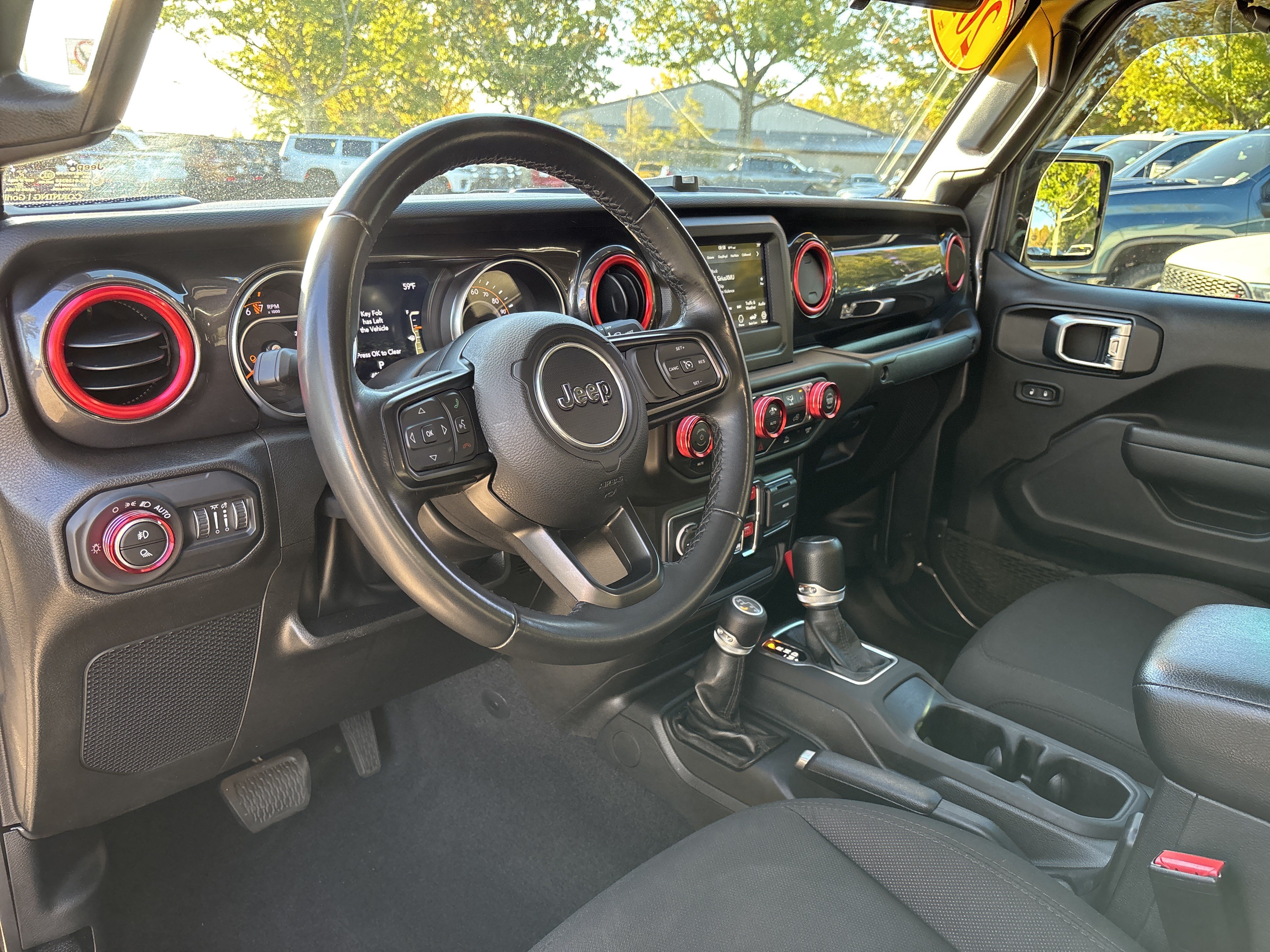 Used 2022 Jeep Gladiator Sport AWD/4WD image 14