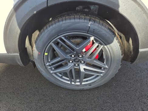 New 2026 Ford Explorer ST image 8