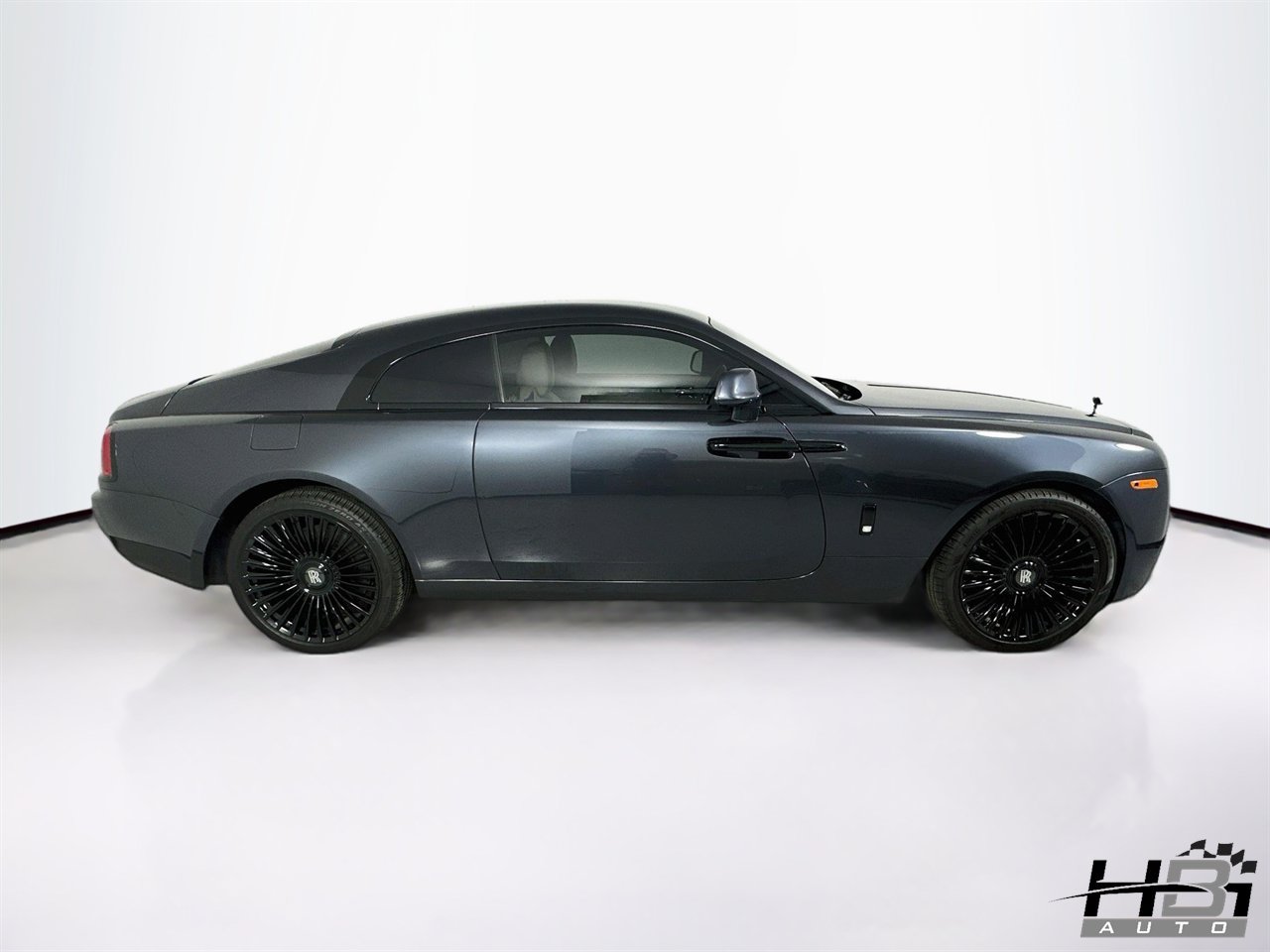 Used 2015 Rolls-Royce Wraith RWD image 5
