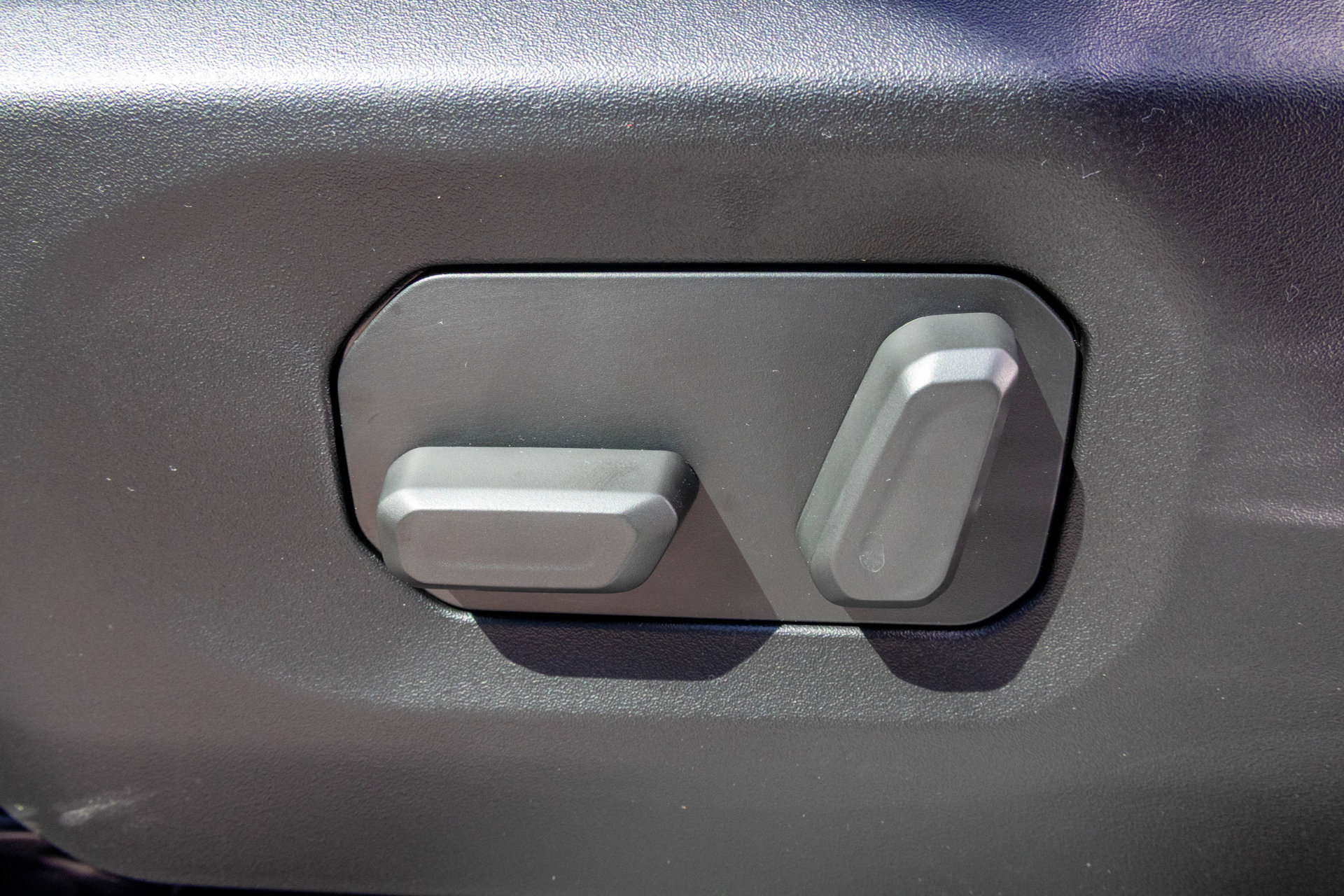 New 2027 Jeep Wrangler Unlimited Sahara AWD/4WD image 5